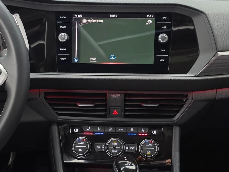 VW Jetta 1.5 TSI Automatic ПОДГРЕВ* ОБДУХВАНЕ* ПАРКТРОНИК, снимка 13 - Автомобили и джипове - 56039287