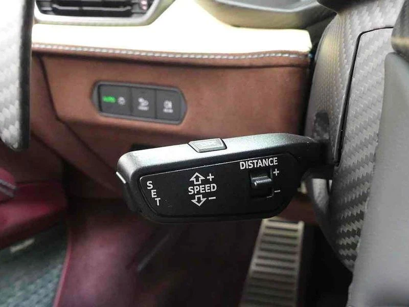 Lamborghini Revuelto 6.5 V12| 1015�.�. | Mobile.bg � ����������� 15