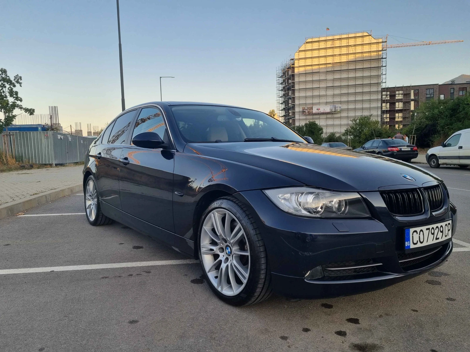 BMW 330  - изображение 3