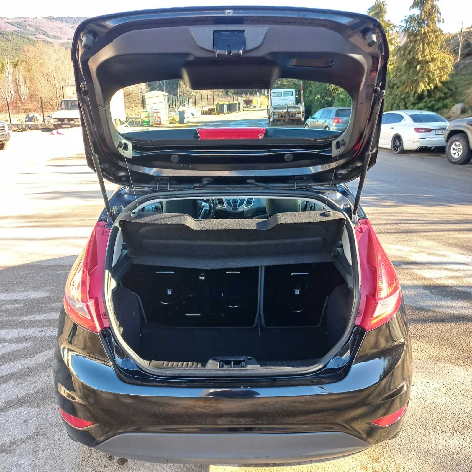 Ford Fiesta 1.4i - изображение 9