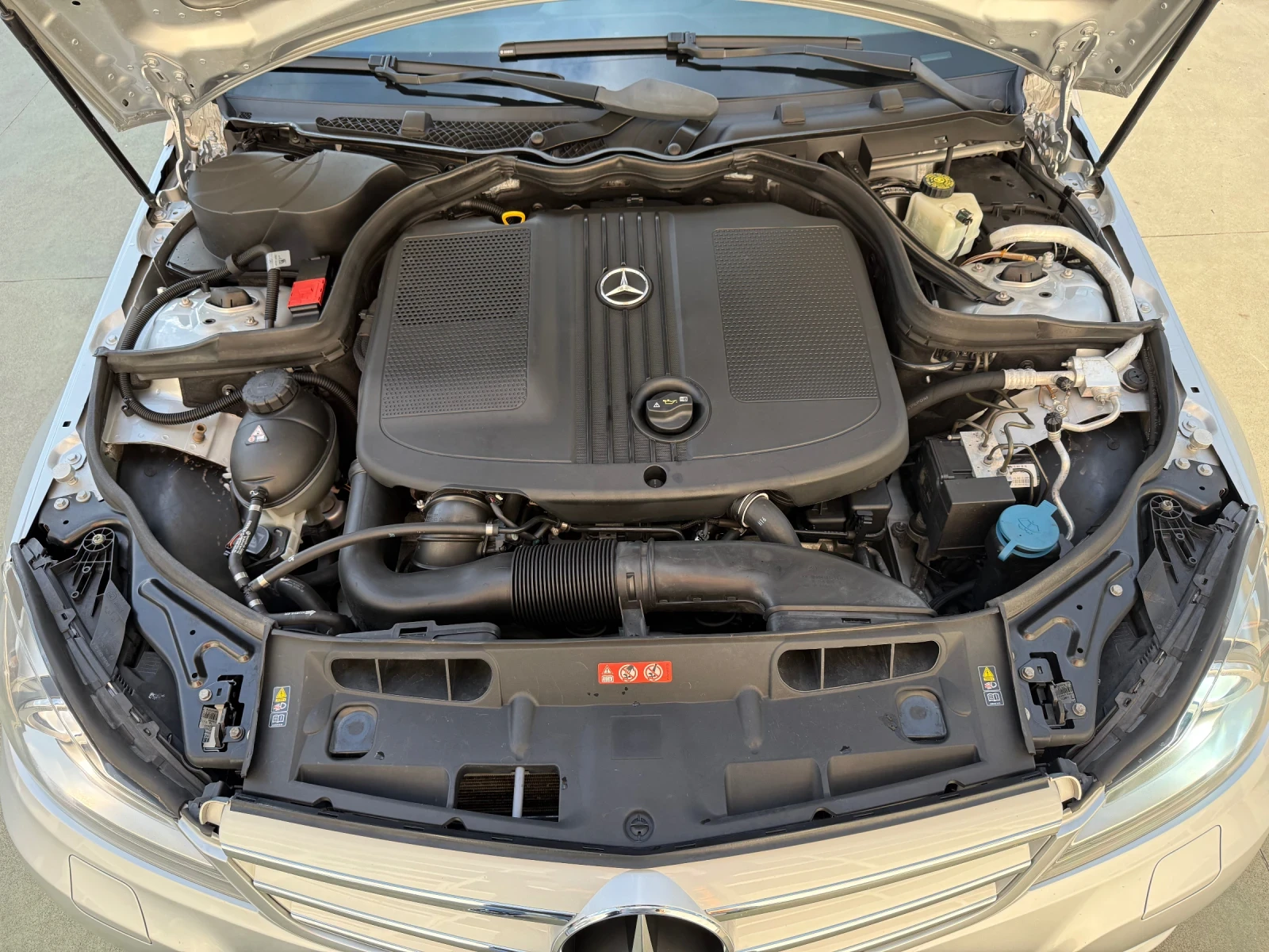 Mercedes-Benz C 200  - изображение 9