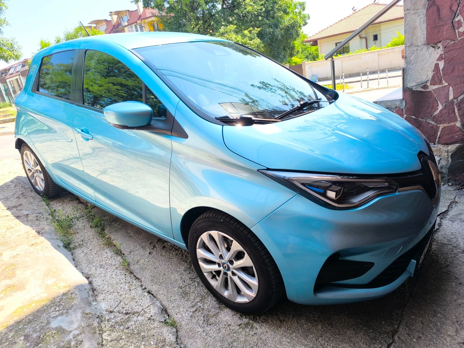 Renault Zoe 52kw CCS 136hp Термопомпа - изображение 5