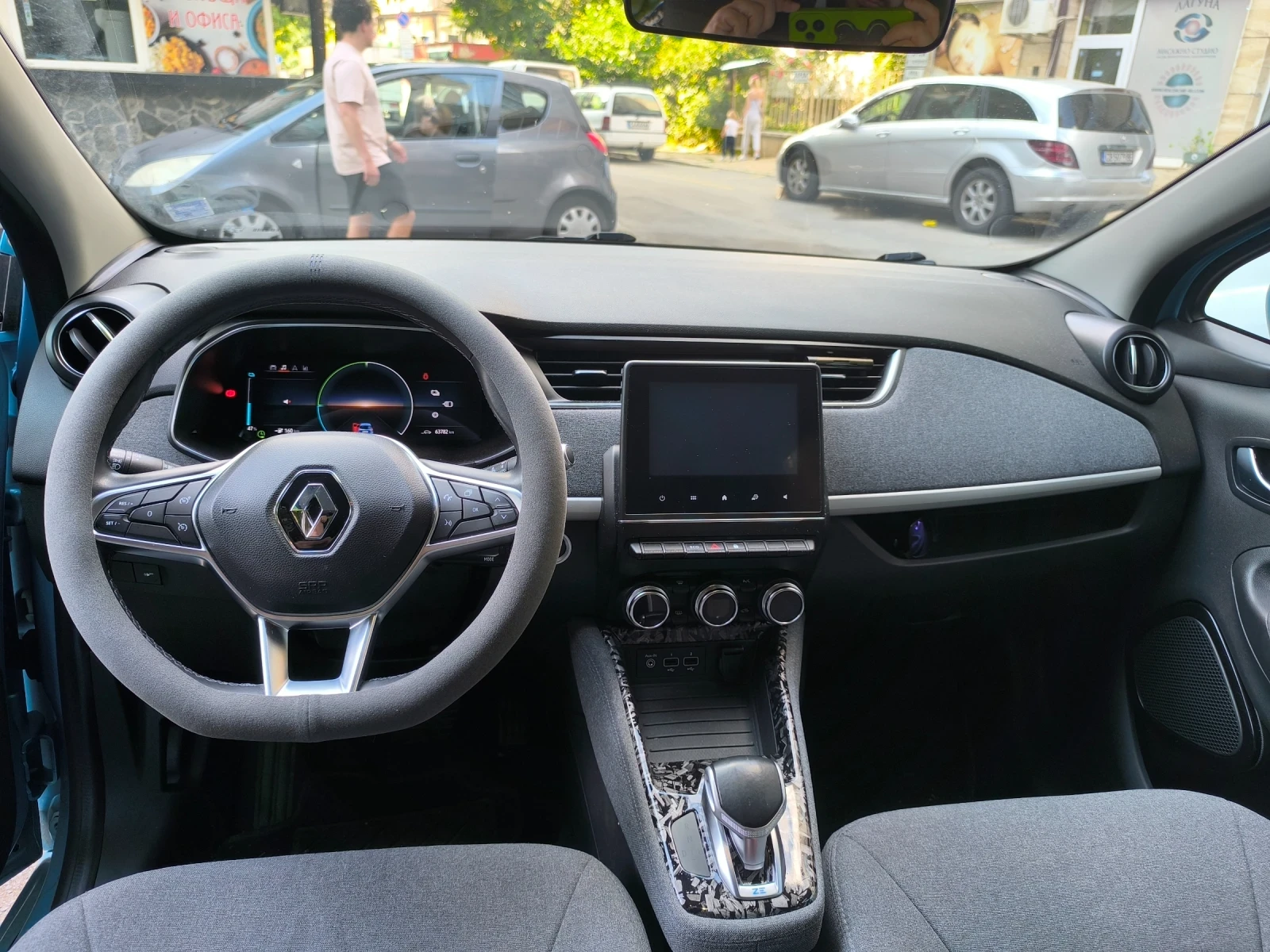 Renault Zoe 52kw CCS 136hp - изображение 9