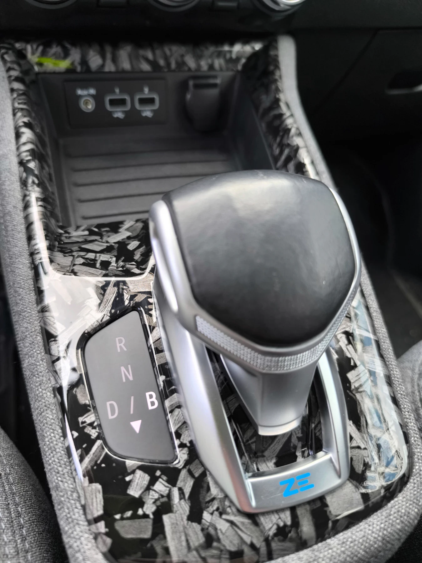 Renault Zoe 52kw CCS 136hp Термопомпа - изображение 10