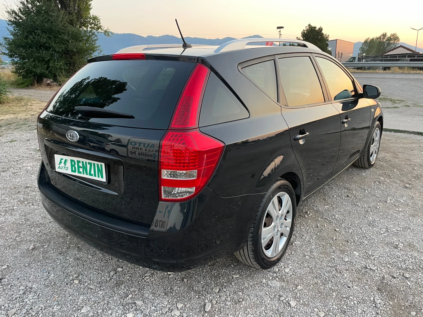 Kia Ceed 1.4i-90-FEIS-ITALIA - изображение 9