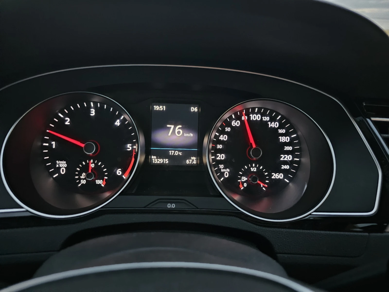 VW Passat 2.0 TDI BlueMotion | Mobile.bg   11