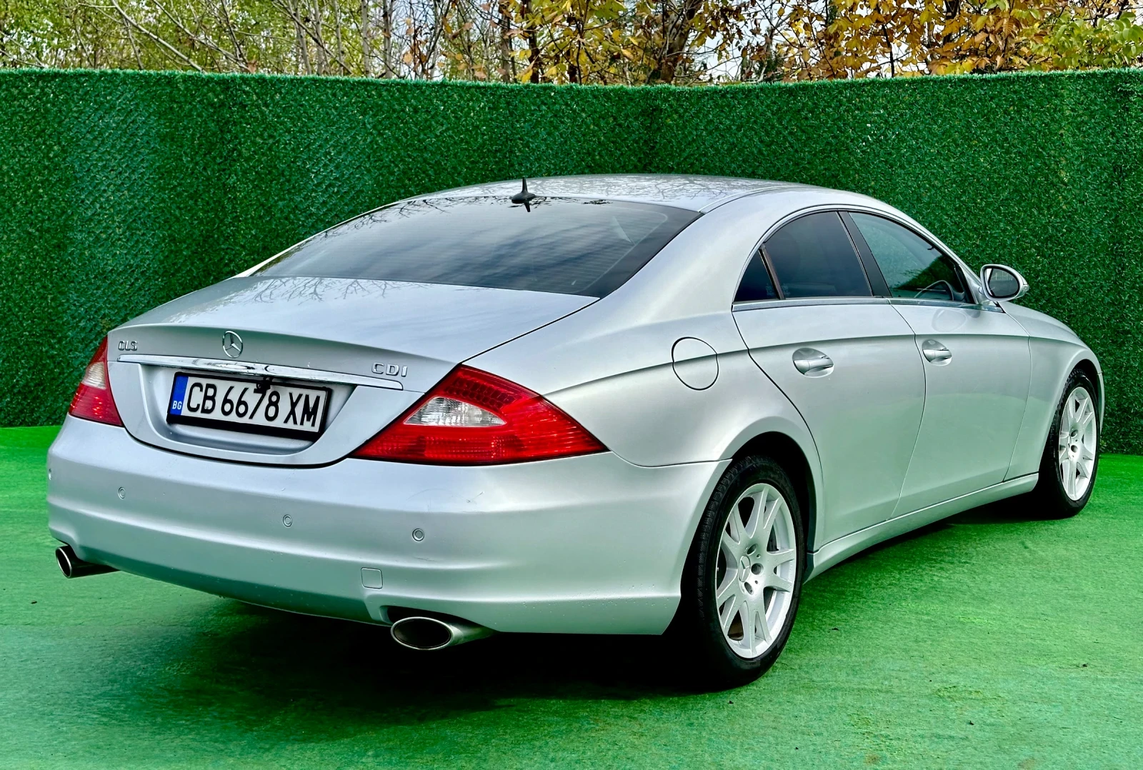 Mercedes-Benz CLS 320 KAMERA / CAR PLAY / PODGREV  - изображение 7