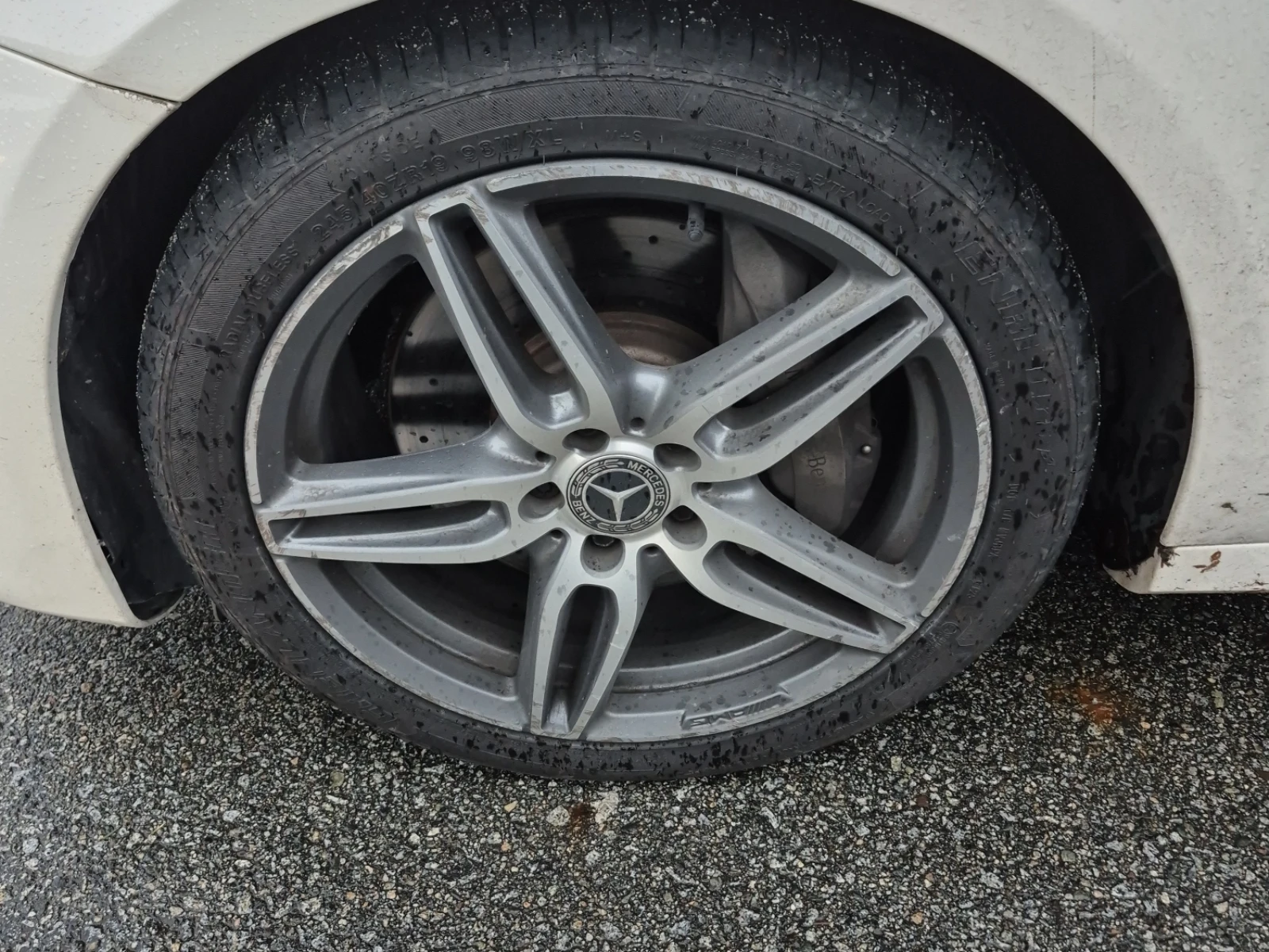 Mercedes-Benz E 300 AMG LINE/FULL DIGITAL/PANO/BURMESTER - изображение 6