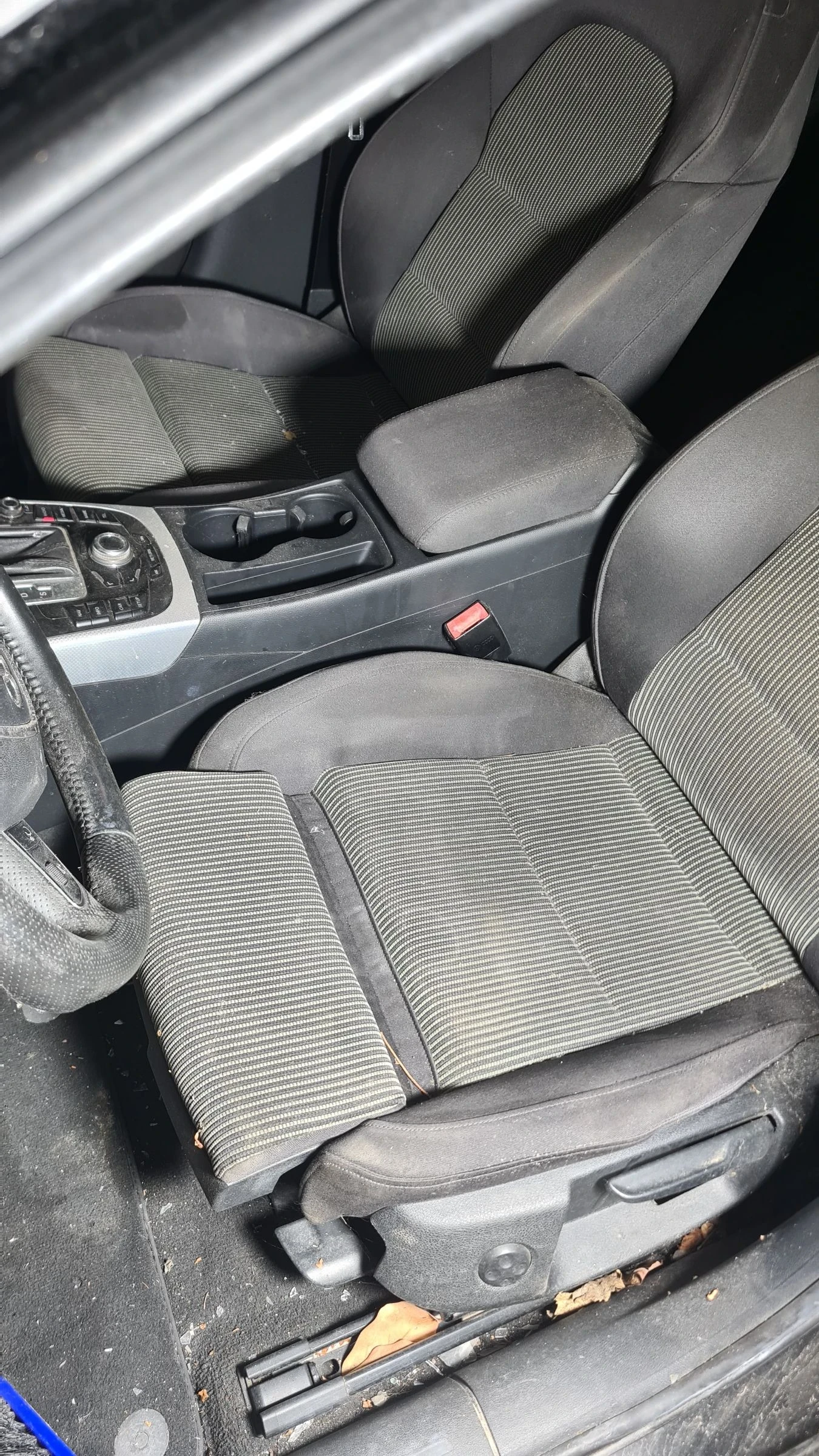 Audi A4 Ауди А4 Б8 2.7D НА ЧАСТИ , снимка 5 - Автомобили и джипове - 53804735