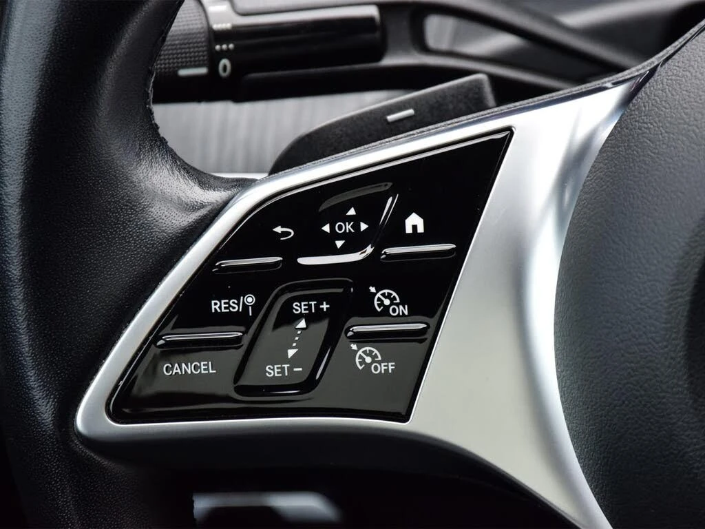 Mercedes-Benz C 300 4MATIC* АвтоКредит* (ЦЕНА ДО БГ), снимка 13 - Автомобили и джипове - 54057544