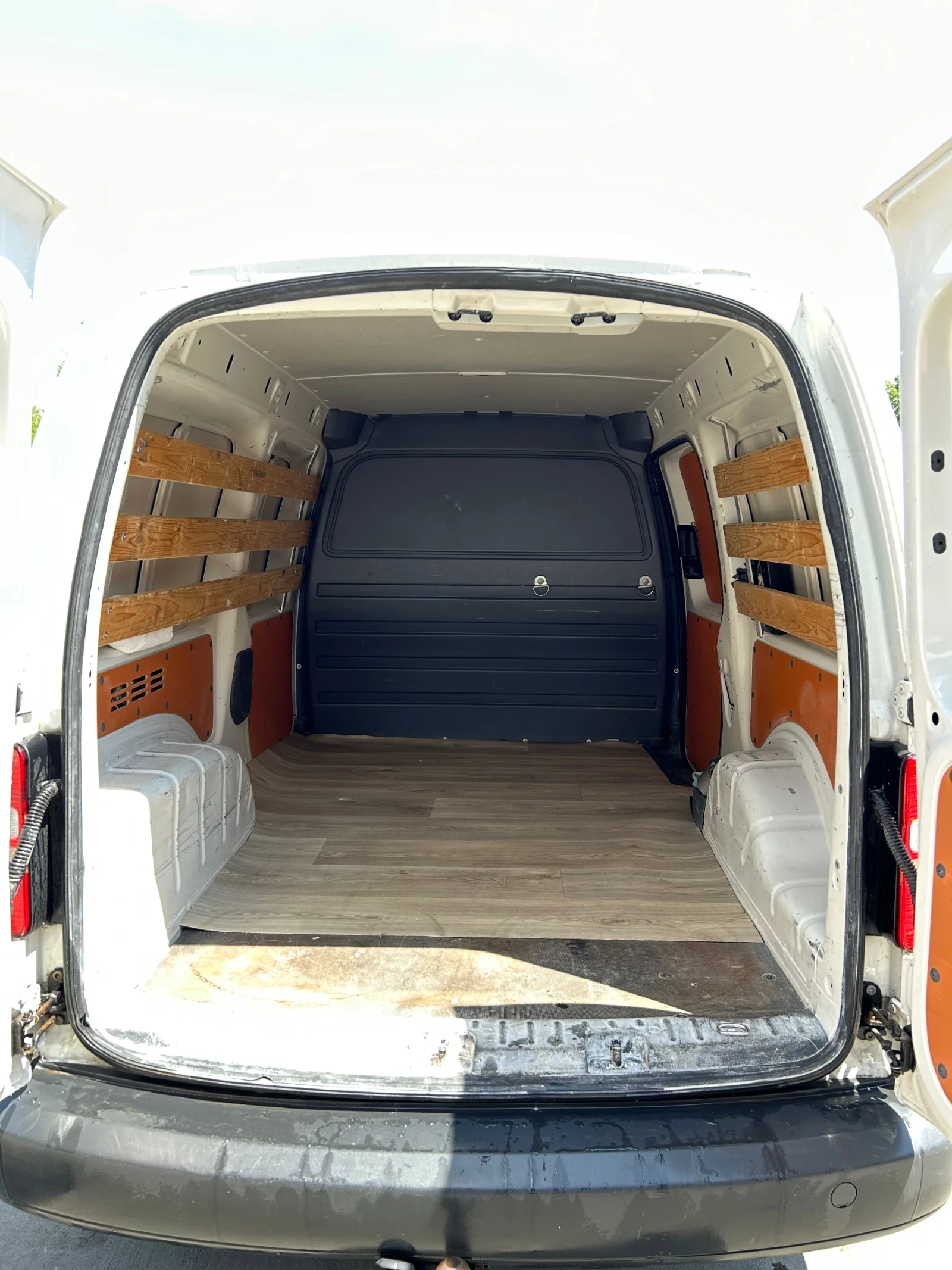 VW Caddy, снимка 7 - Автомобили и джипове - 54218526