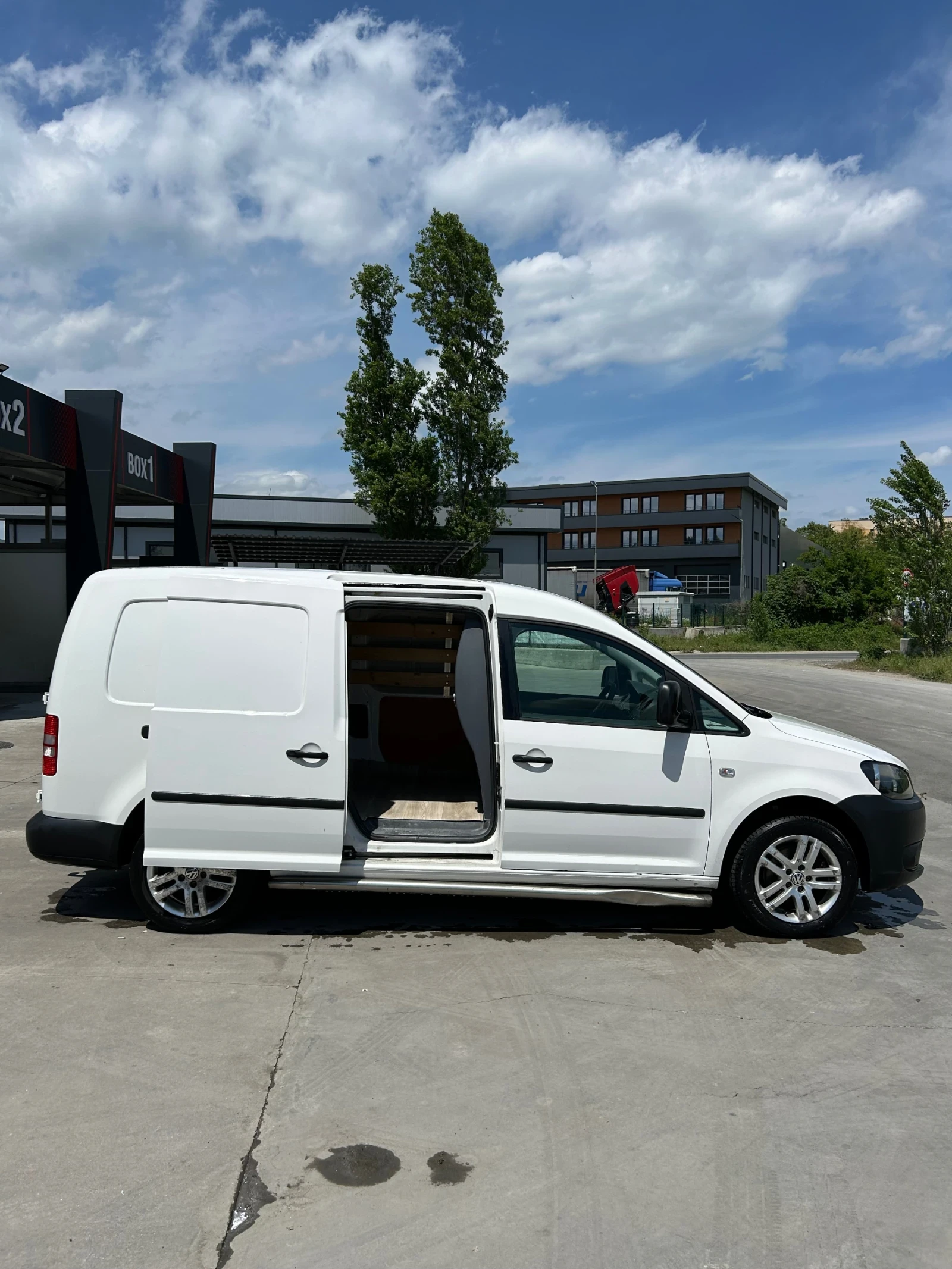 VW Caddy, снимка 5 - Автомобили и джипове - 54218526
