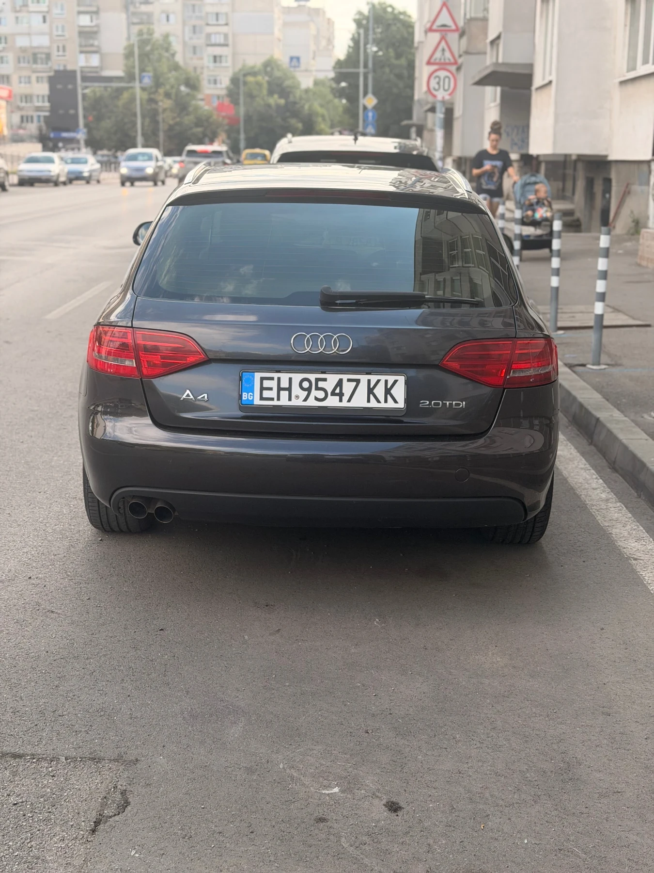 Audi A4 2.0, снимка 3 - Автомобили и джипове - 55256972
