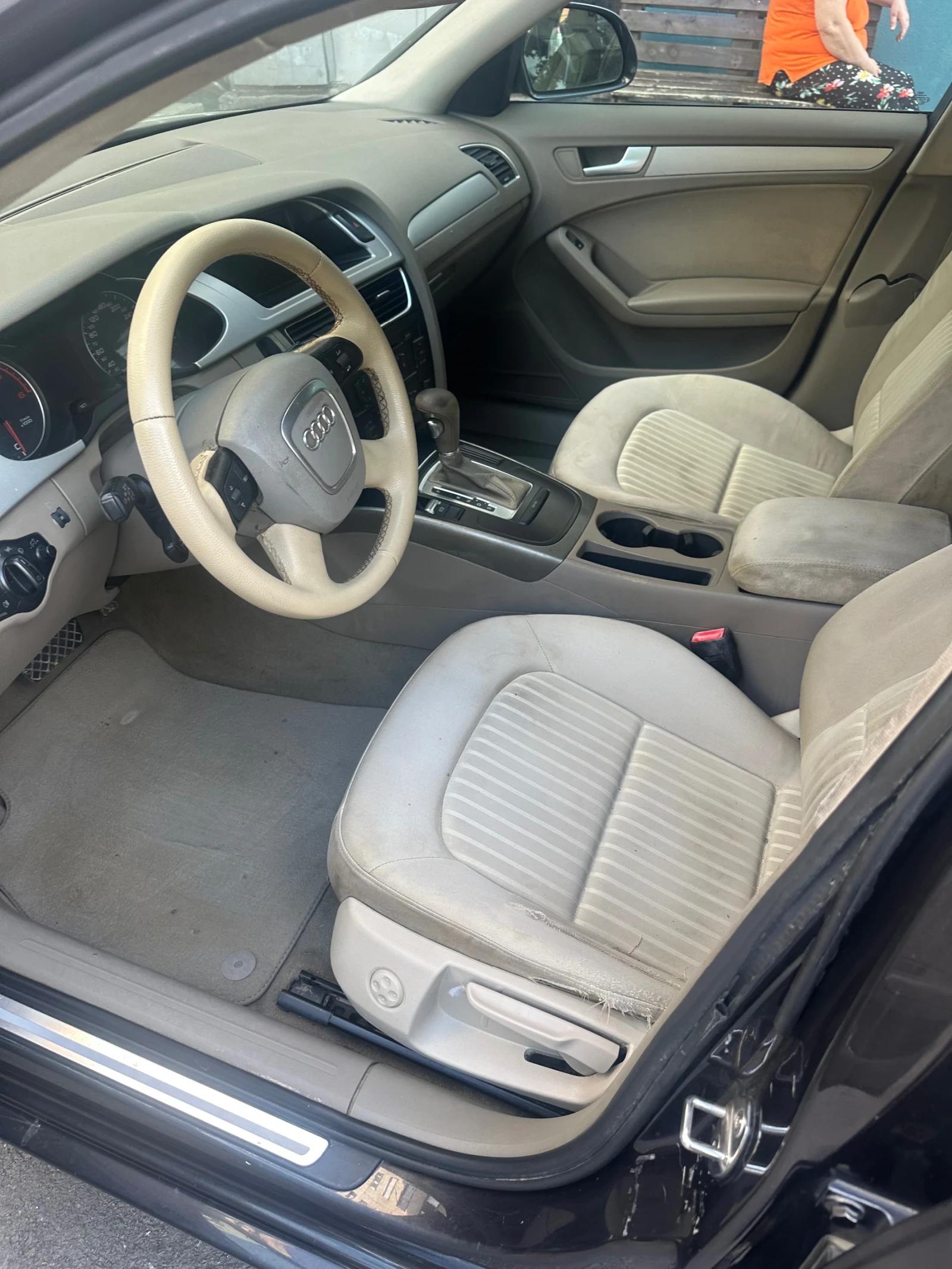 Audi A4 2.0, снимка 5 - Автомобили и джипове - 55256972