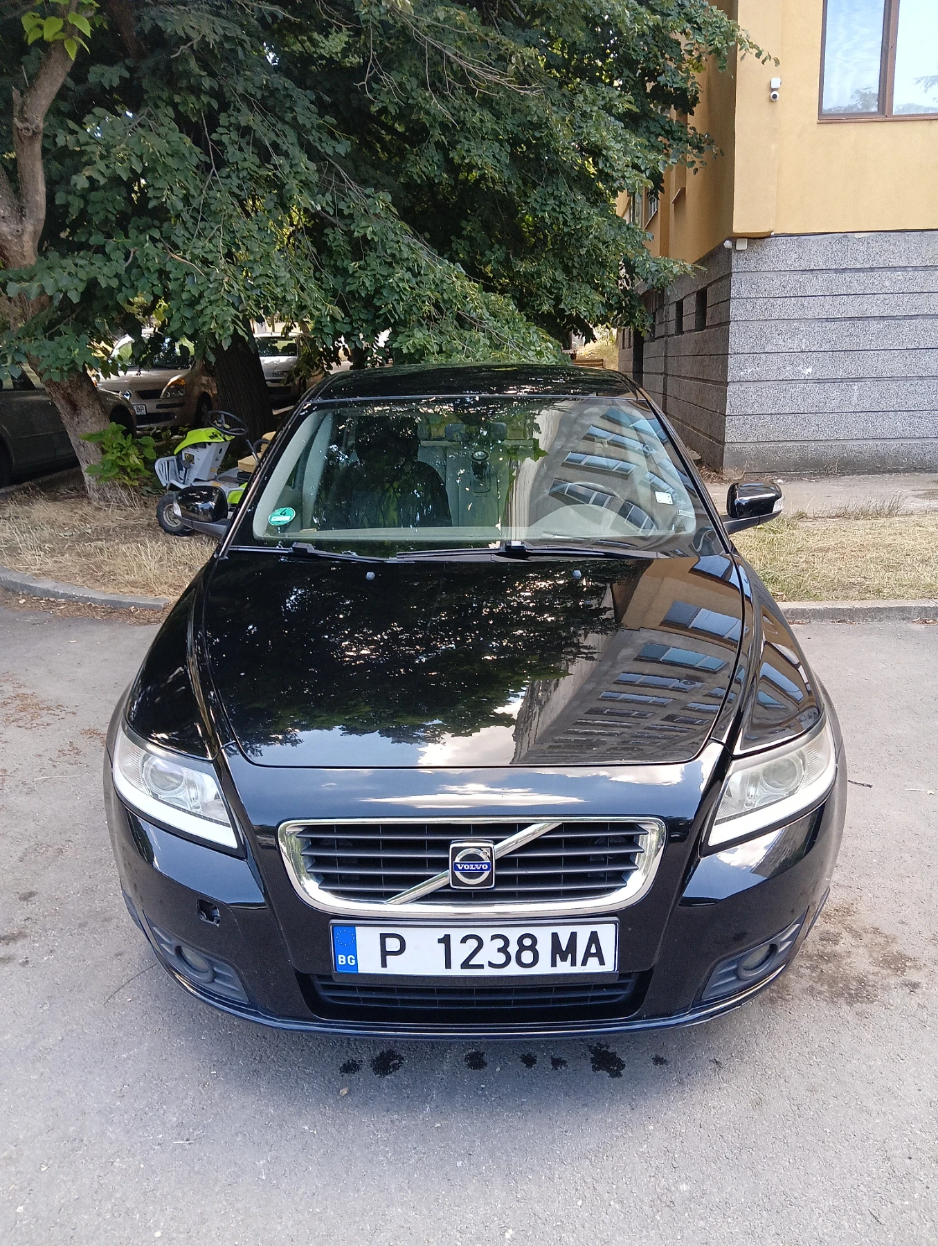 Volvo V50