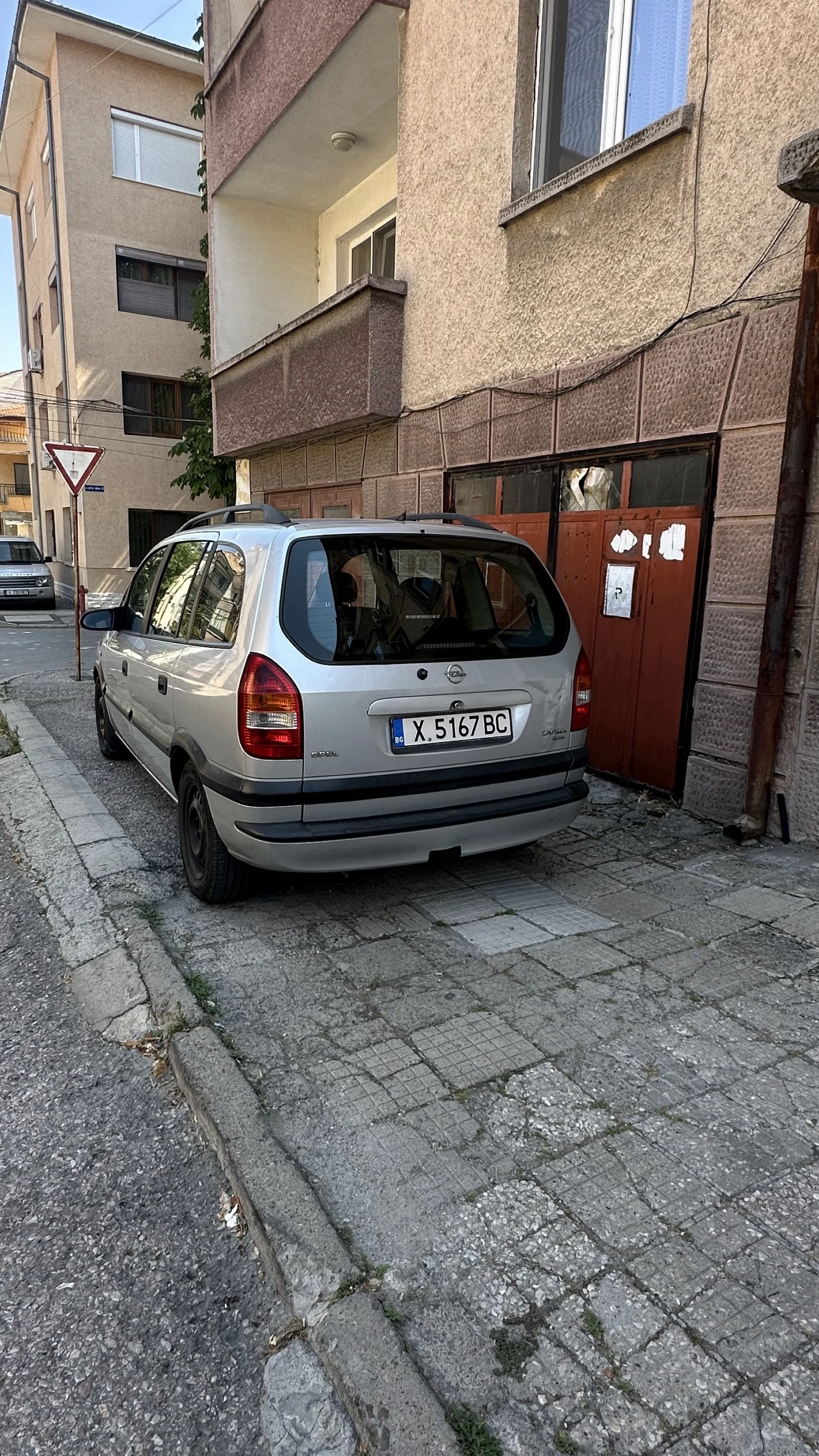 Opel Zafira 2.0DT, снимка 3 - Автомобили и джипове - 55595889