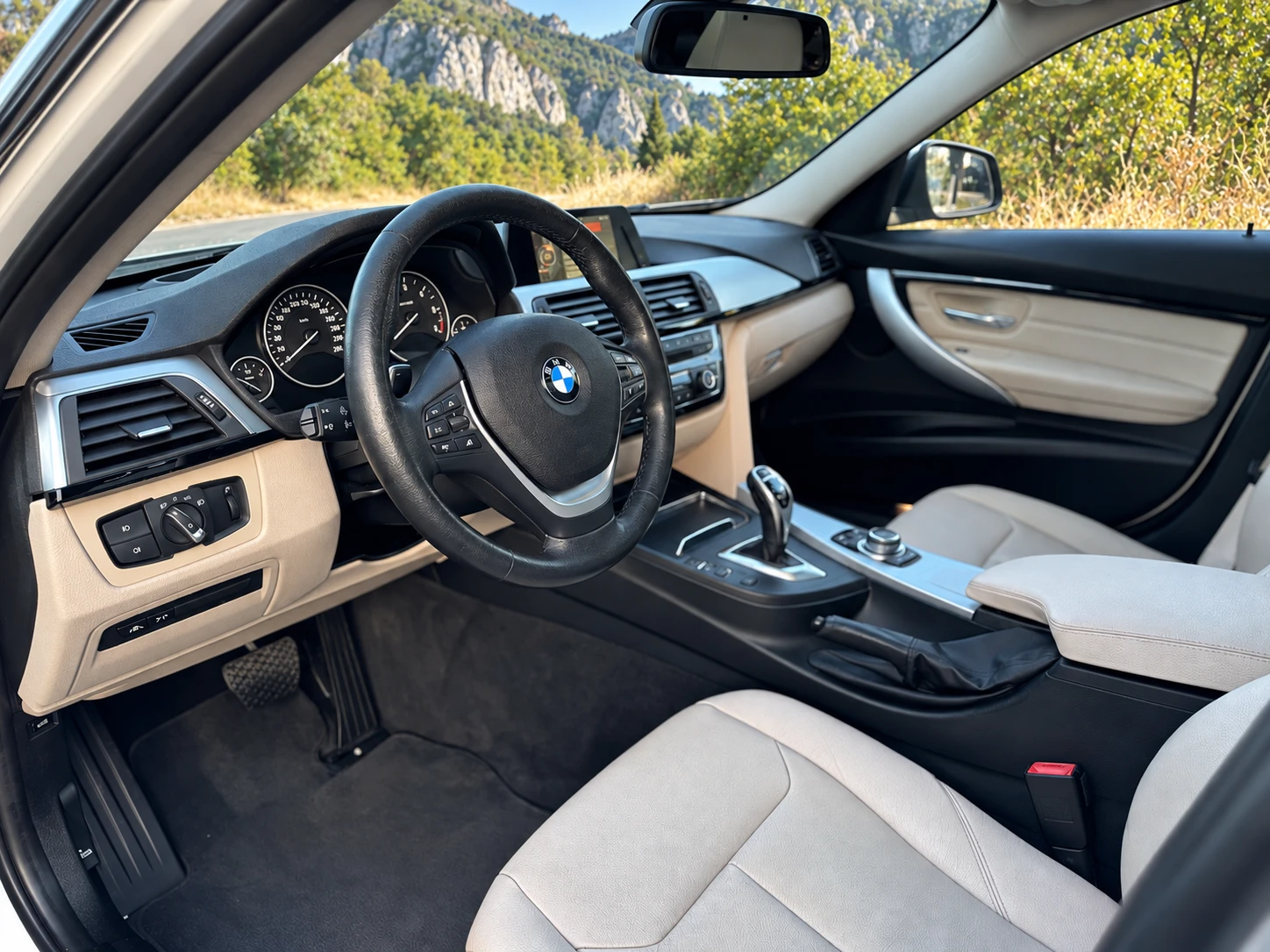 BMW 330 xDrive* NAVI* LED* Distronic | Mobile.bg � ����������� 7