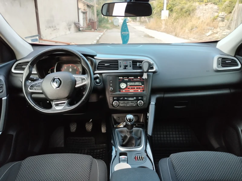 Renault Kadjar, снимка 9 - Автомобили и джипове - 47524965