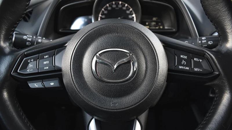 Mazda СХ-3 2.0 SKYACTIV-G Exclusive Line 4x4 Automatic, снимка 10 - Автомобили и джипове - 47838374