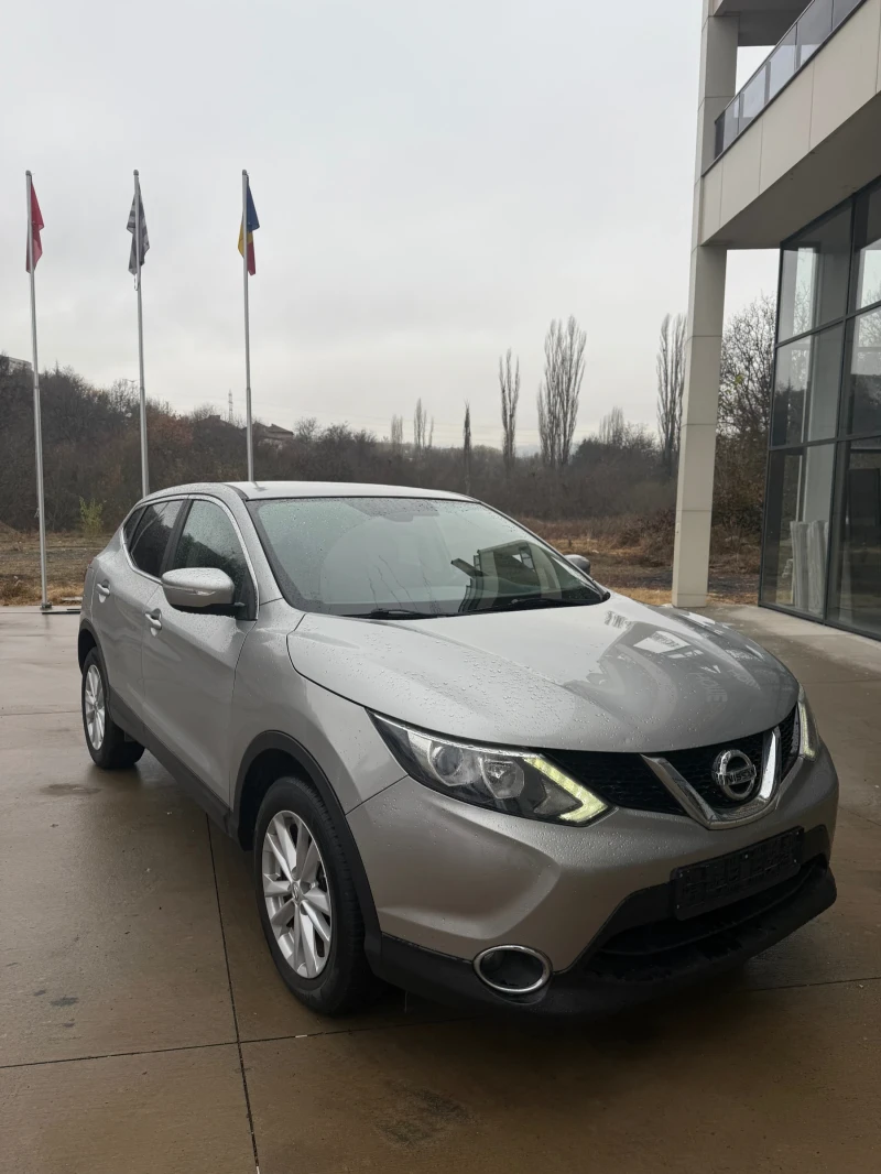 Nissan Qashqai, снимка 7 - Автомобили и джипове - 47977460