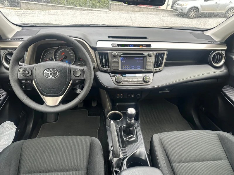 Toyota Rav4 ШВЕЙЦАРИЯ 4х4, снимка 10 - Автомобили и джипове - 51228040