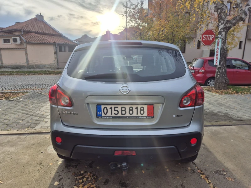 Nissan Qashqai 2, 0i/4?4/Germany , снимка 4 - Автомобили и джипове - 52767391