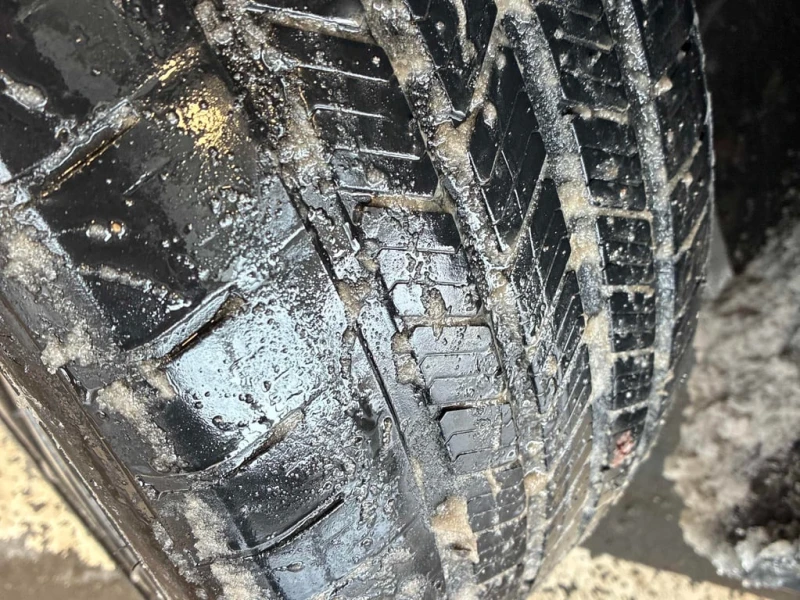 Mercedes-Benz GLA 250 * 4MATIC AWD * CARFAX * Premium Package * , снимка 13 - Автомобили и джипове - 53264250