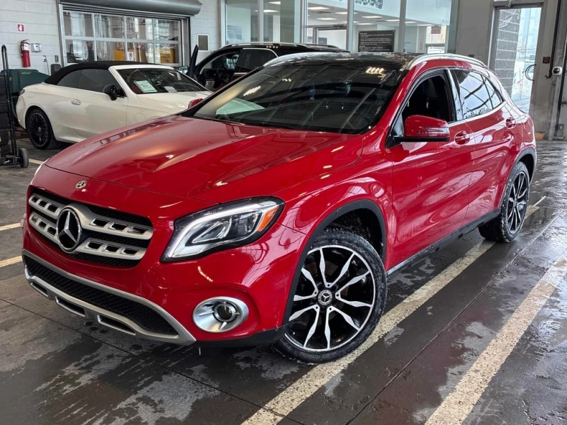 Mercedes-Benz GLA 250 * 4MATIC AWD * CARFAX * Premium Package * 