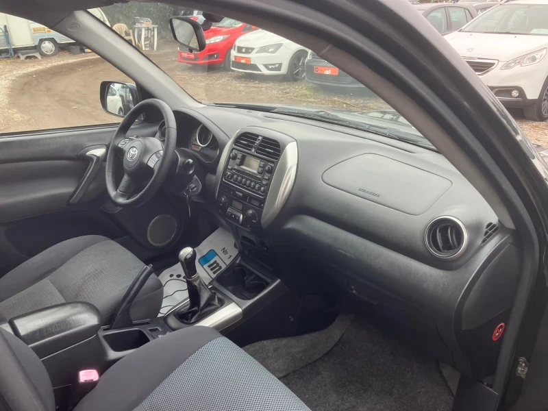 Toyota Rav4 2.0D-4D, снимка 9 - Автомобили и джипове - 53269981