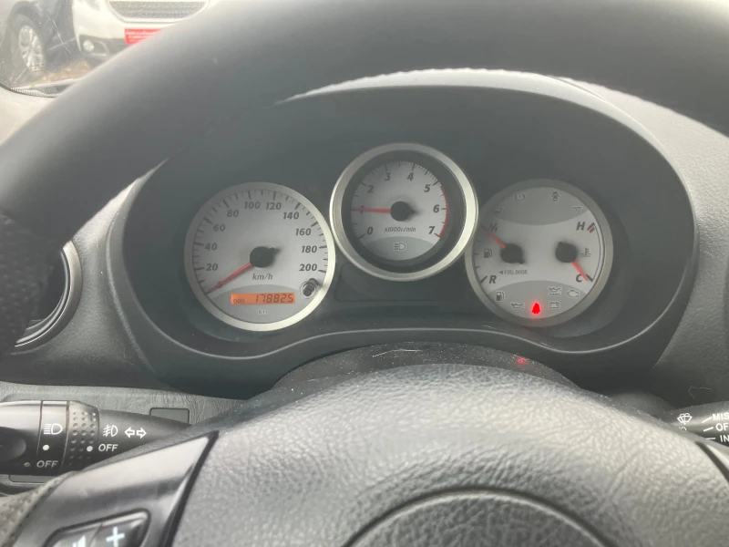 Toyota Rav4 2.0D-4D, снимка 11 - Автомобили и джипове - 53269981