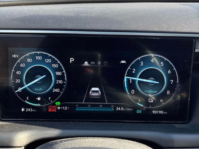 Hyundai Tucson Luxury  CARFAX, снимка 8 - Автомобили и джипове - 53509235