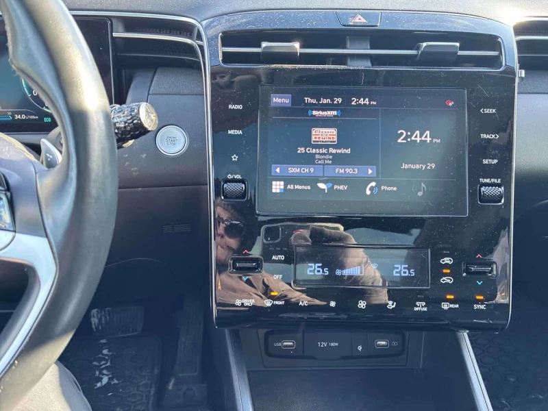 Hyundai Tucson Luxury  CARFAX, снимка 9 - Автомобили и джипове - 53509235