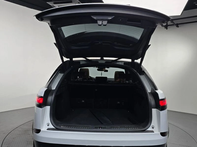 Land Rover Range Rover Velar 3.0 Automatic, снимка 15 - Автомобили и джипове - 55906366