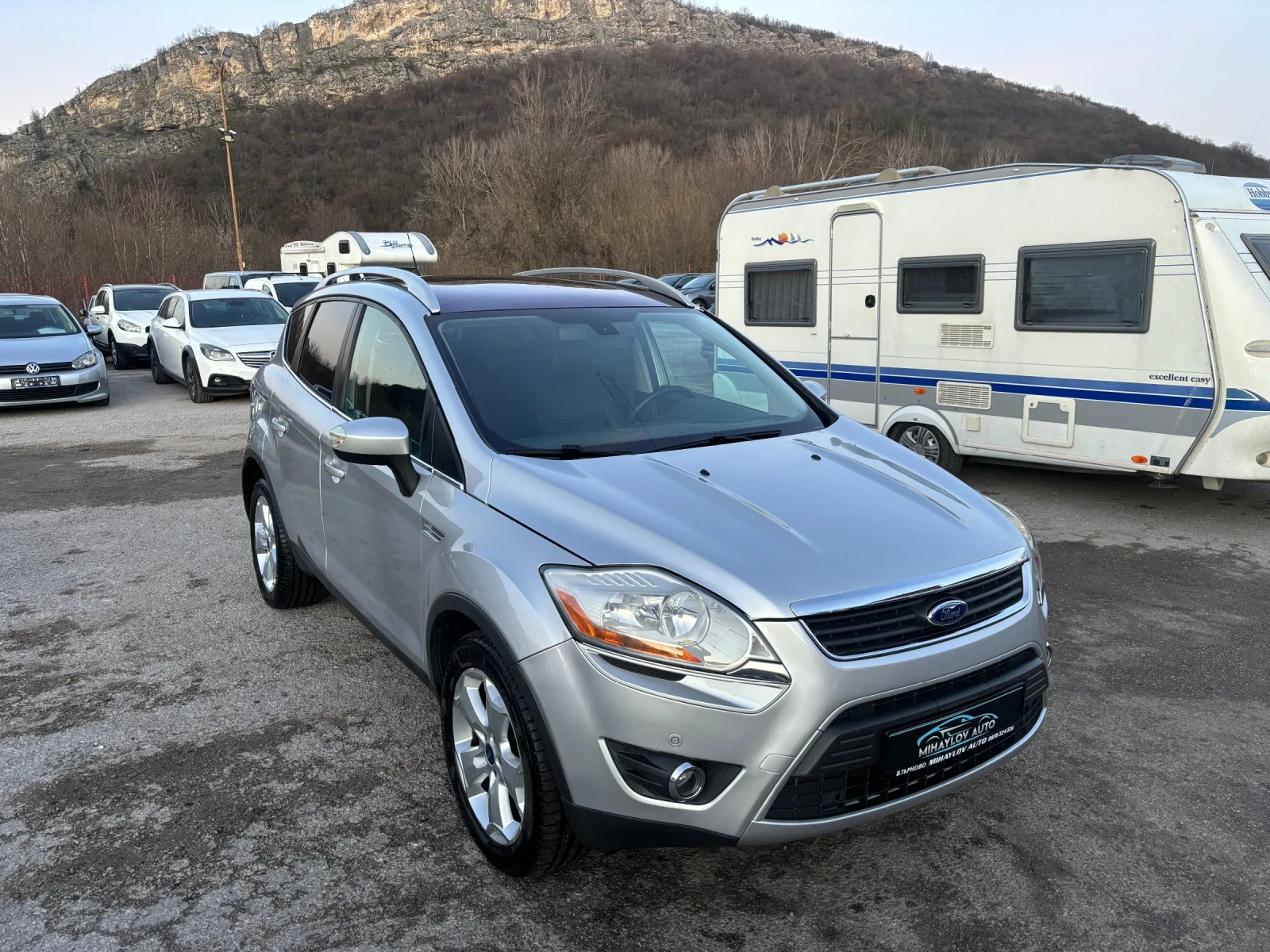 Ford Kuga 2.0TDCI АВТОМАТ/ПАНОРАМА/NAVI/ЕЛ.СЕДАЛКИ, снимка 1