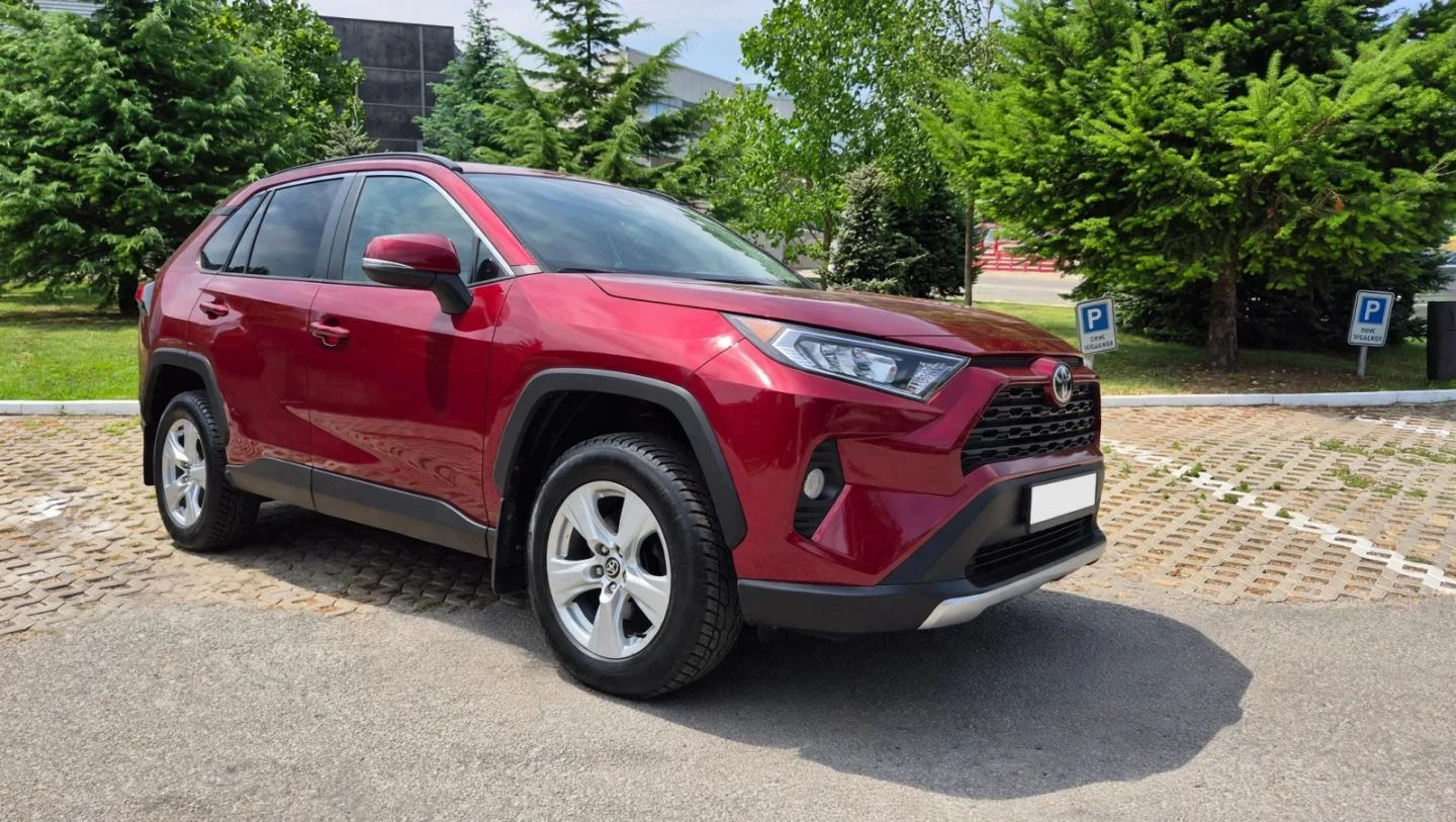 Toyota Rav4 2.5 XLE AWD