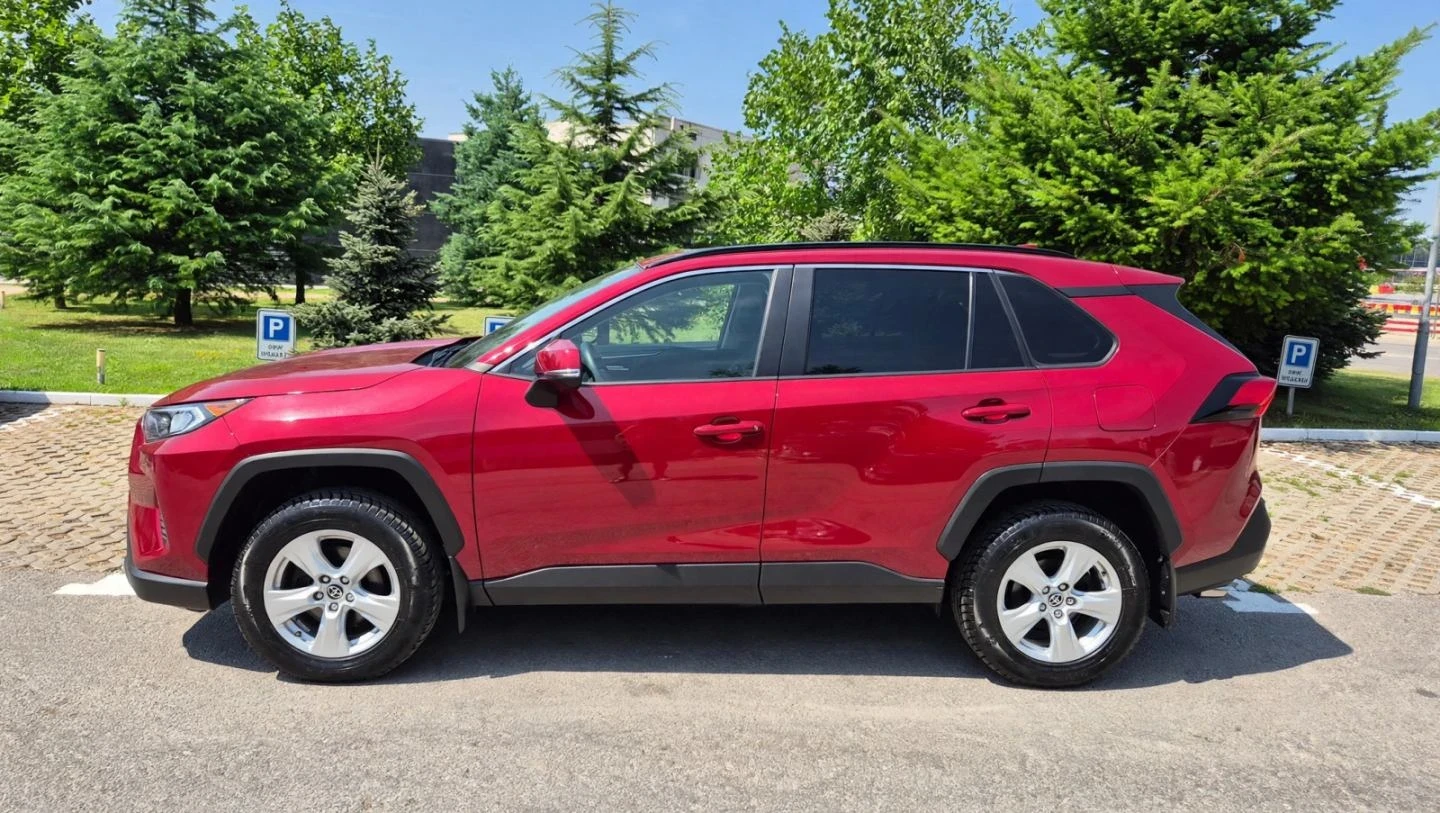 Toyota Rav4 2.5 XLE AWD, снимка 4 - Автомобили и джипове - 50663585