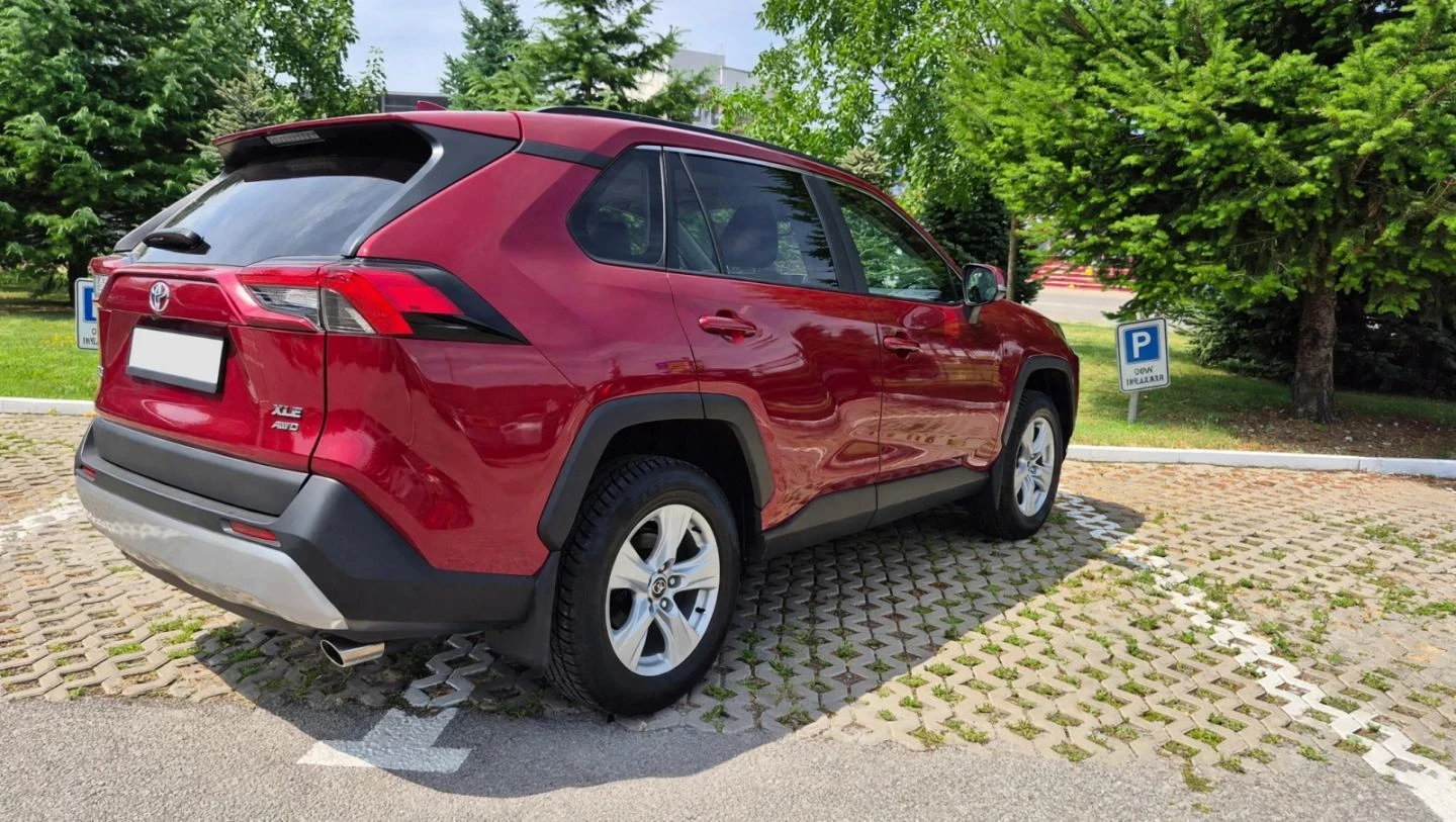 Toyota Rav4 2.5 XLE AWD, снимка 5 - Автомобили и джипове - 50663585