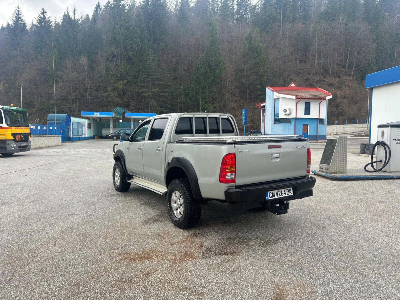 Toyota Hilux  - изображение 6
