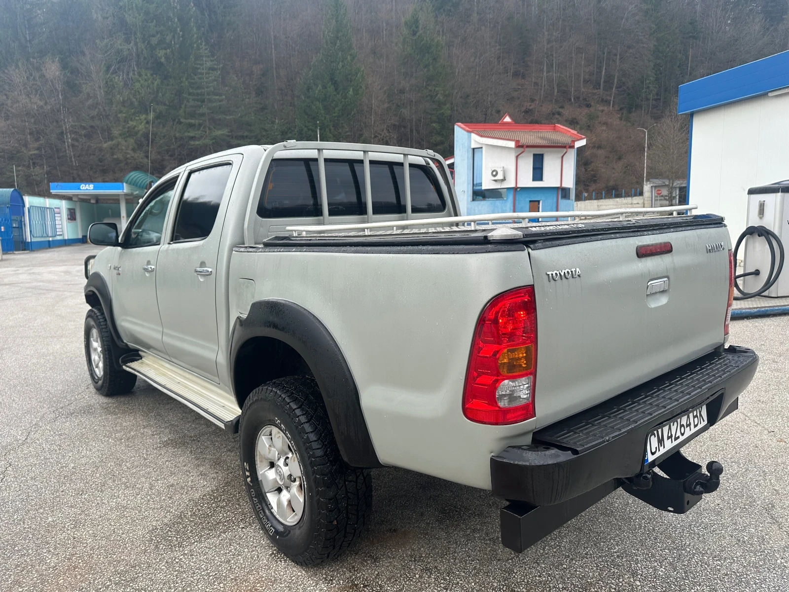 Toyota Hilux  - изображение 3