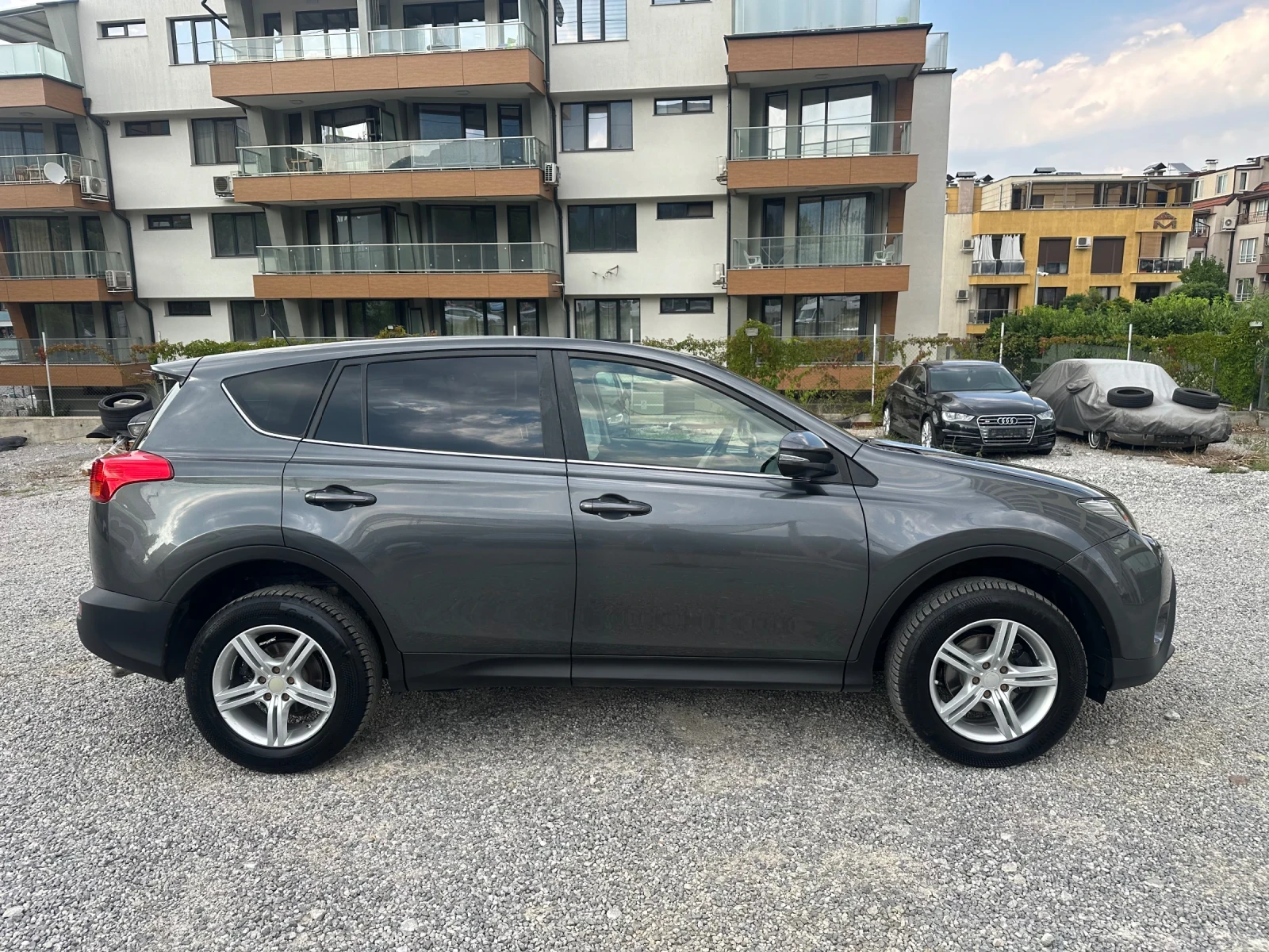 Toyota Rav4 ШВЕЙЦАРИЯ 4х4 - изображение 4