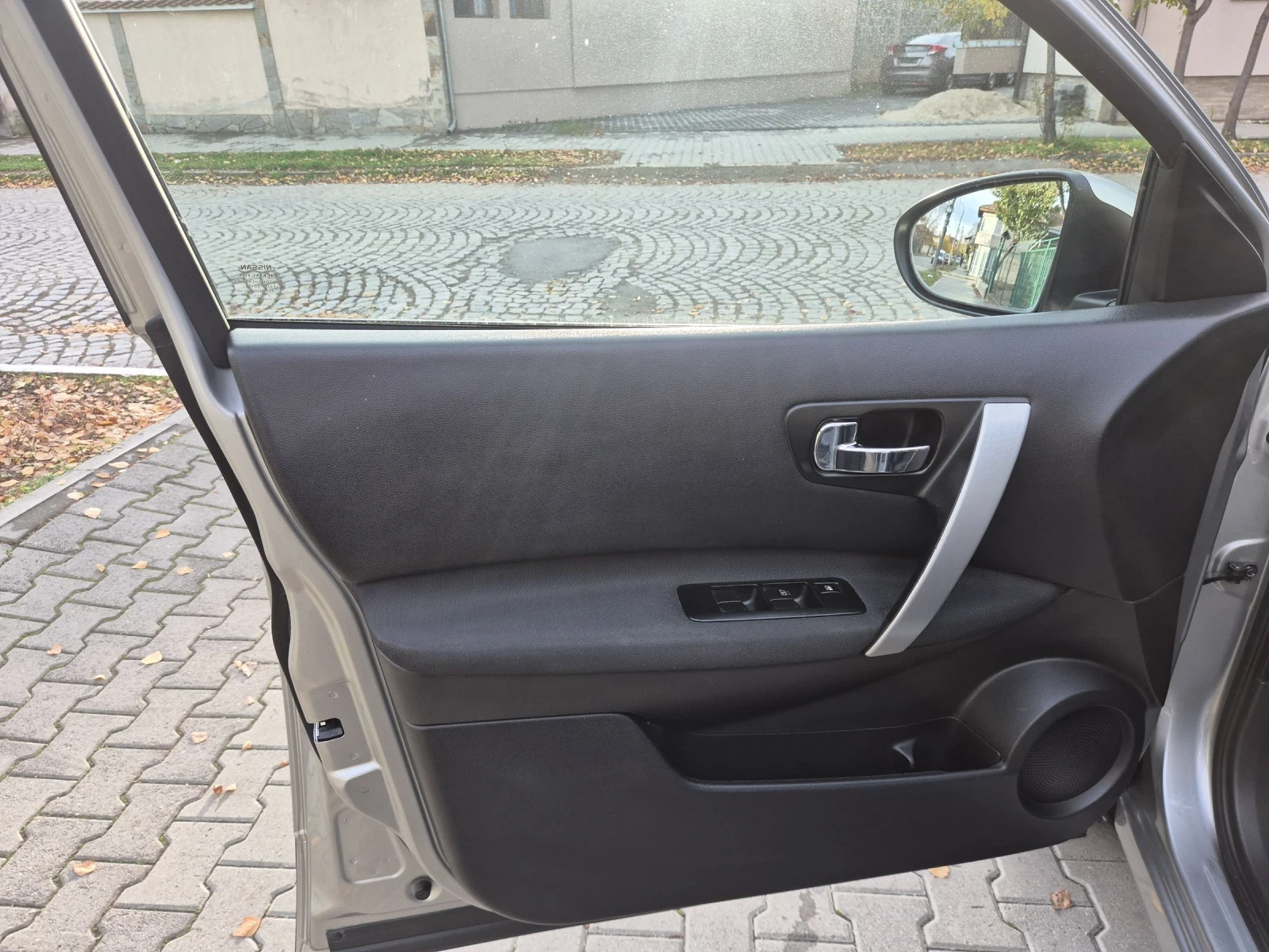 Nissan Qashqai 2, 0i/4?4/Germany  - изображение 10