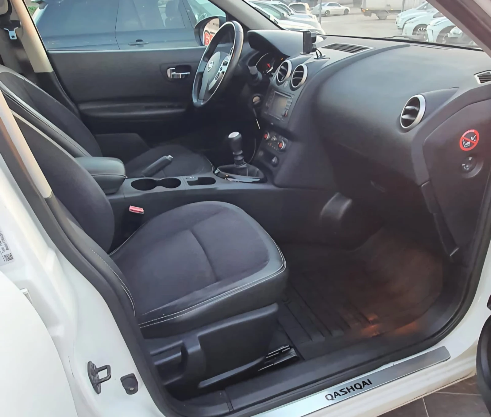 Nissan Qashqai 1.6DCI 2WD TEKNA  - изображение 10