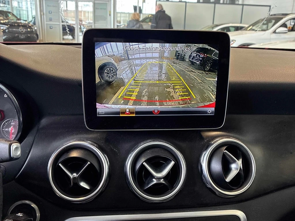 Mercedes-Benz GLA 250 * 4MATIC AWD * CARFAX * Premium Package *  | Mobile.bg � ����������� 9