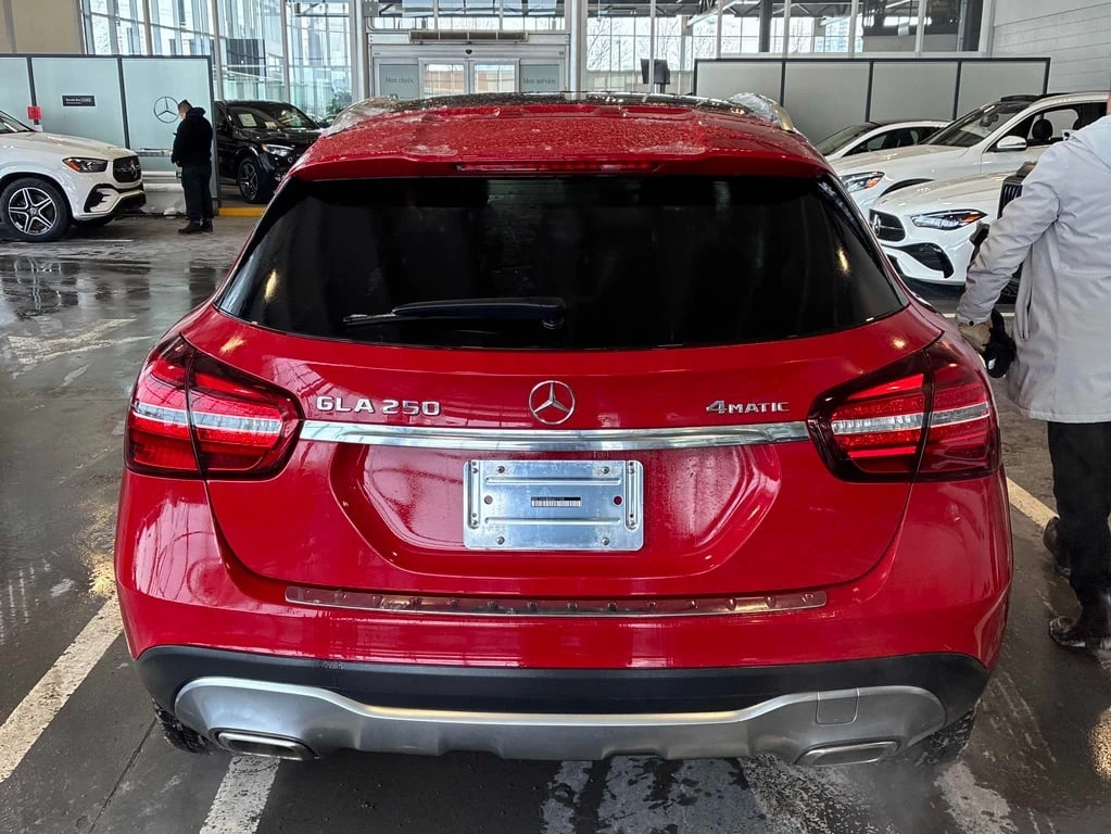Mercedes-Benz GLA 250 * 4MATIC AWD * CARFAX * Premium Package *  | Mobile.bg � ����������� 4