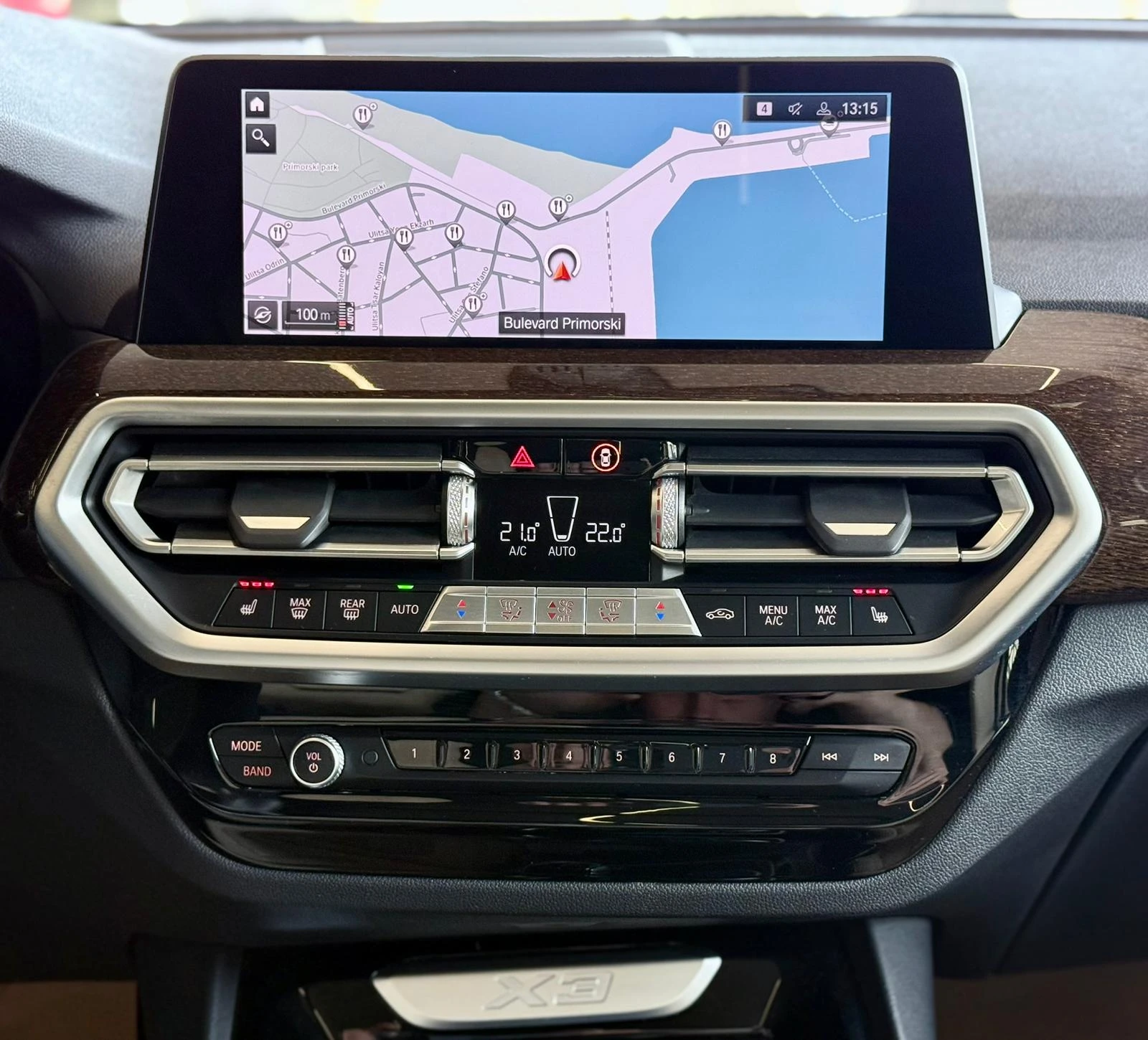 BMW X3 xDrive* BMW LED* Pano* Подгрев* Лизинг , снимка 12 - Автомобили и джипове - 54358959