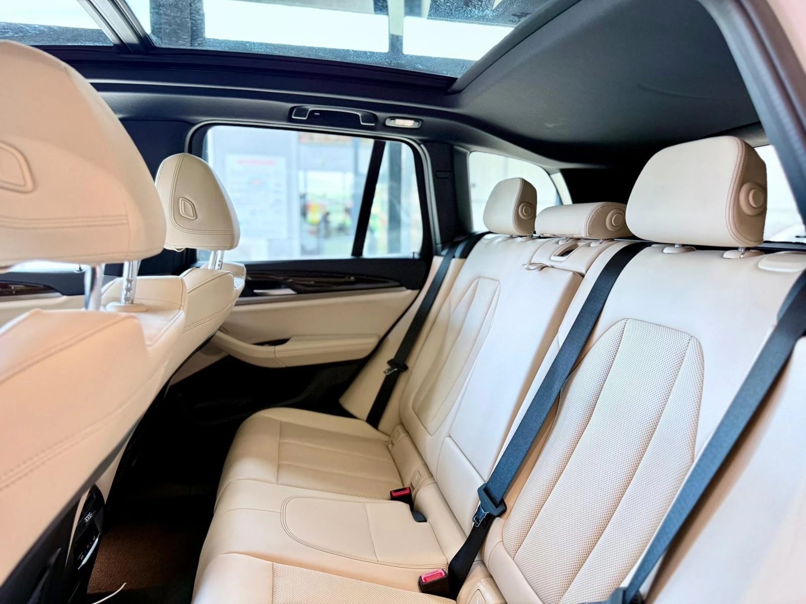 BMW X3 xDrive* BMW LED* Pano* Подгрев* Лизинг , снимка 14 - Автомобили и джипове - 54358959