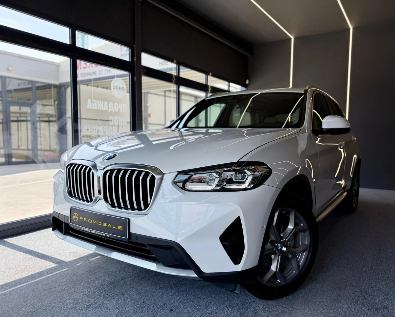 BMW X3 xDrive* BMW LED* Pano* Подгрев* Лизинг , снимка 3 - Автомобили и джипове - 54358959