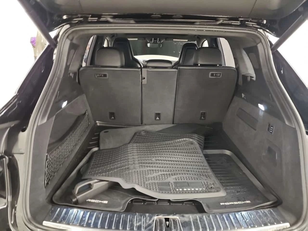 Porsche Cayenne * GTS * CARFAX * БЕЗ ПЪРВОНАЧАЛНА ВНОСКА, снимка 14 - Автомобили и джипове - 54619051