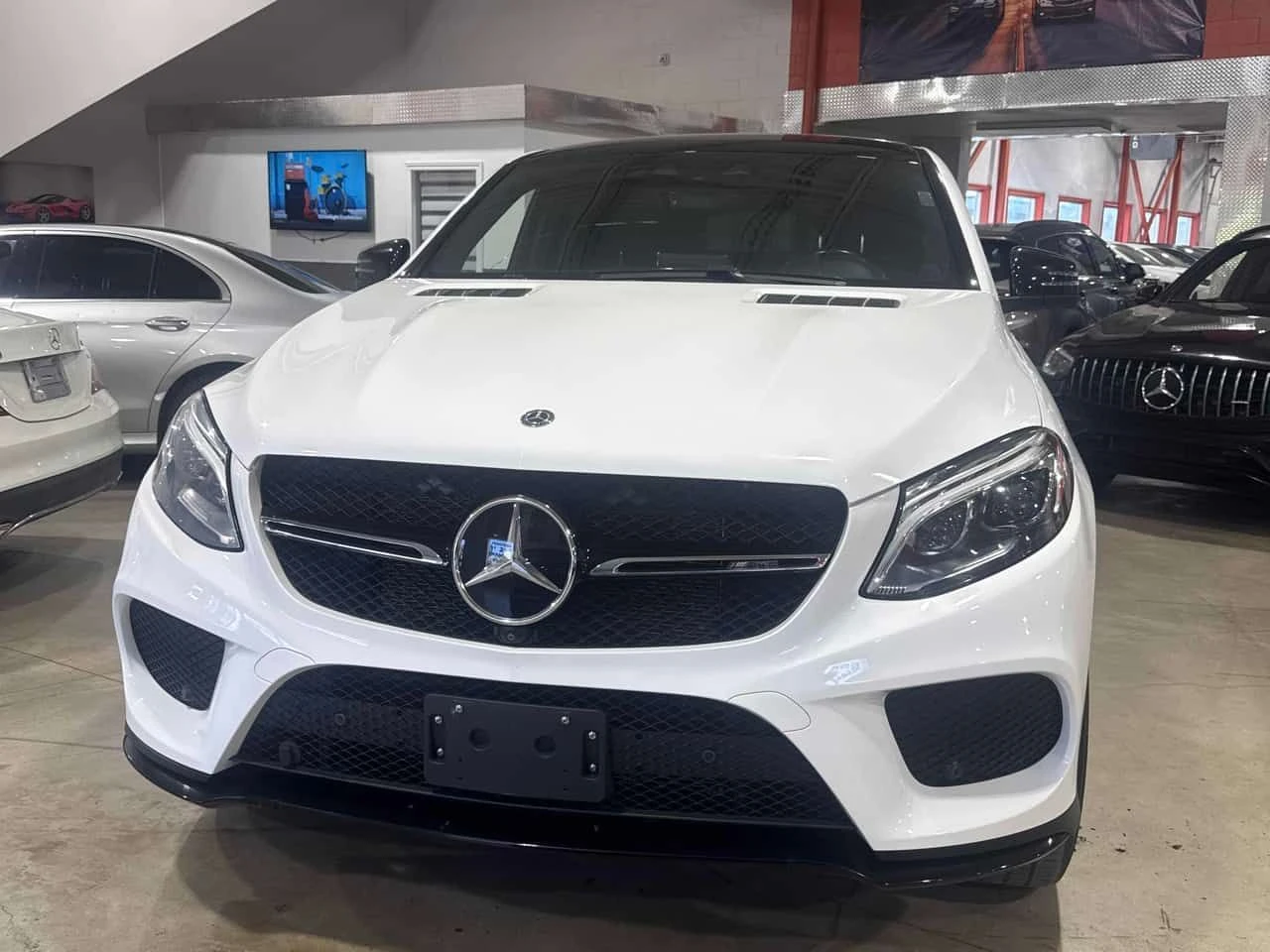 Mercedes-Benz GLE 43 AMG | DISTRONIC | 360 | HARMAN KARDON | ПАНОРАМА | , снимка 6 - Автомобили и джипове - 54841093