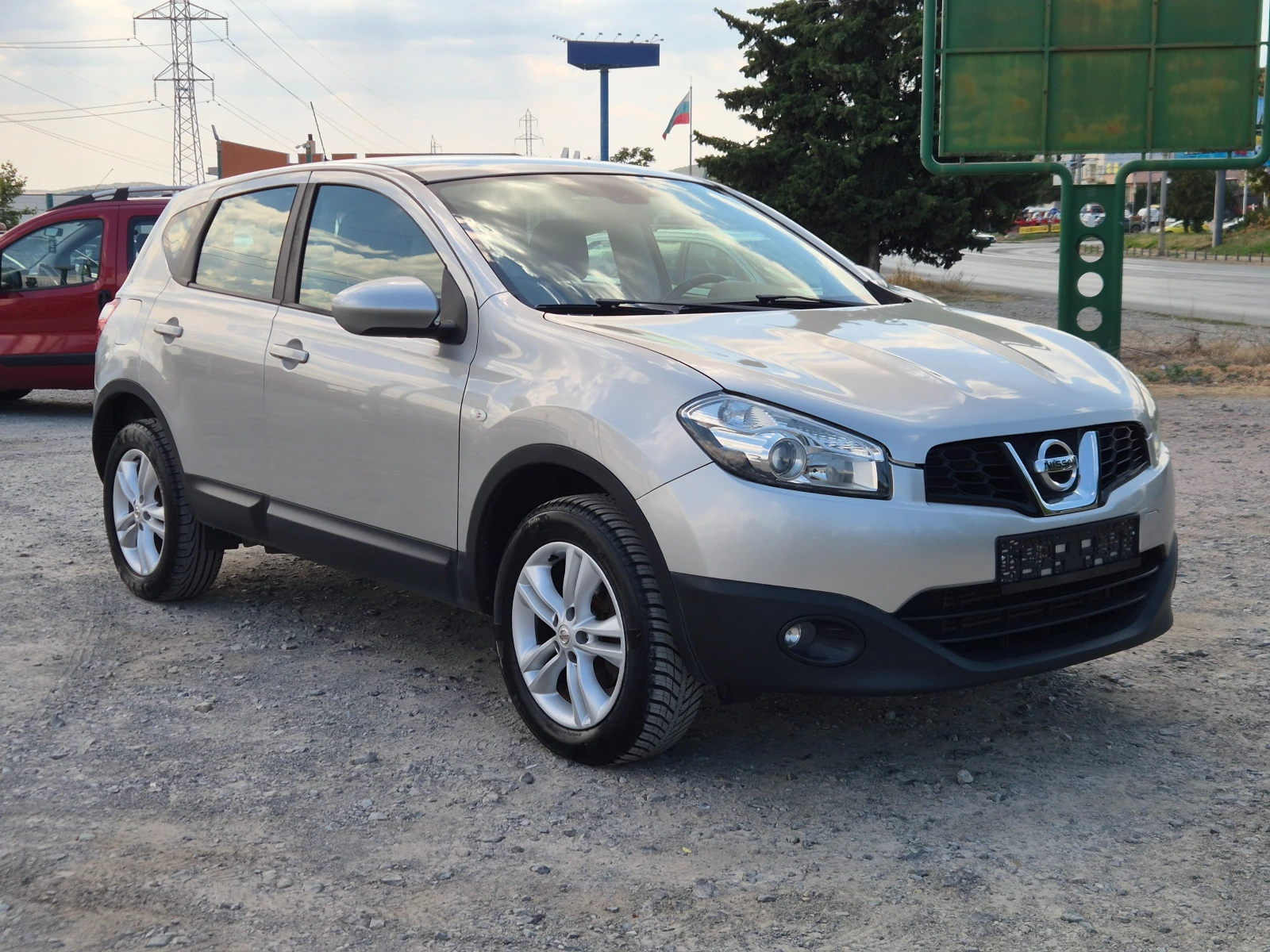 Nissan Qashqai 1.6DCI 131кс, снимка 7 - Автомобили и джипове - 55834950